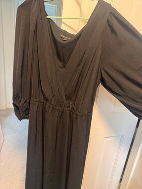 Banana Republic Black Long Sleeve V-Neck Maxi Dress